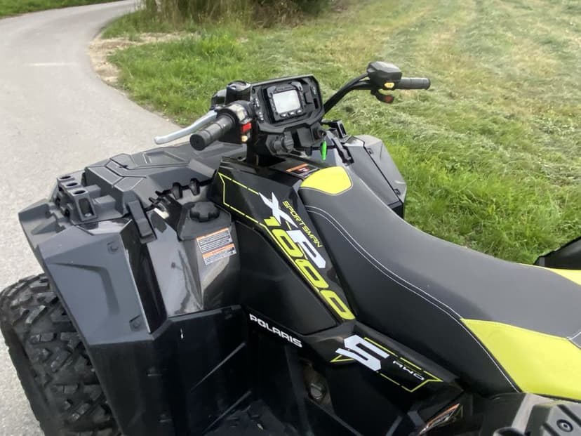 Wahacze zwrotnica plastiki półoś lewa prawa dyfer most Wariator skrzynia amortyzator plastiki owiewki Polaris sportsman 1000S koła felgi lampa
