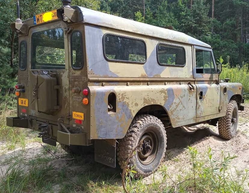 Land Rover seria III  Military