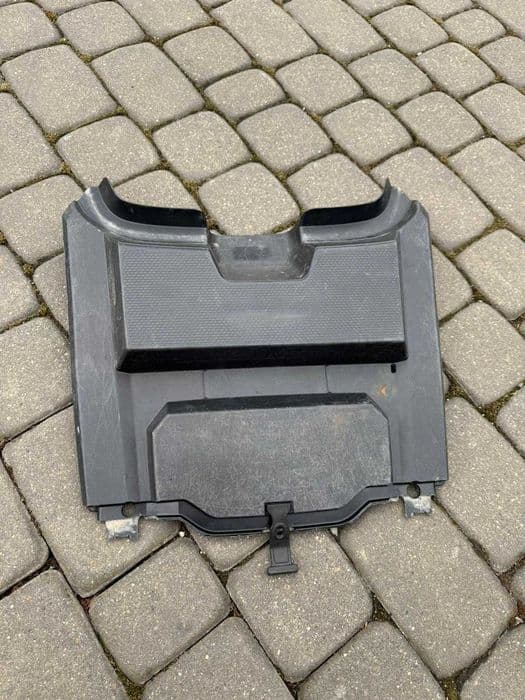 Honda TRX 420 / 500 / 520 Foreman plastik obudowa tyl siedzenia zaslepka 2014-2025