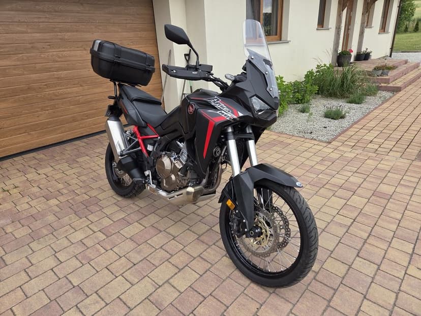 Africa Twin CRF1100 Super stan