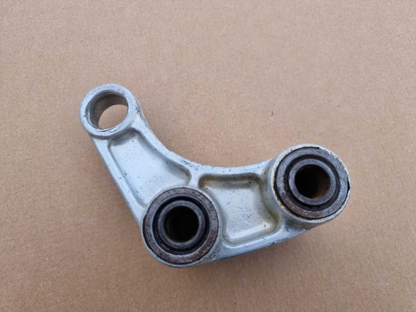 Kiwak kość kiwaka łącznik linkage Kawasaki KX 125 / 250 rok 1993