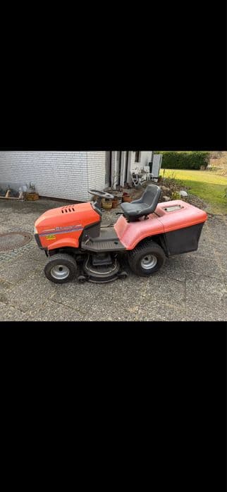 Traktorek kosiarka Husqvarna 18v2