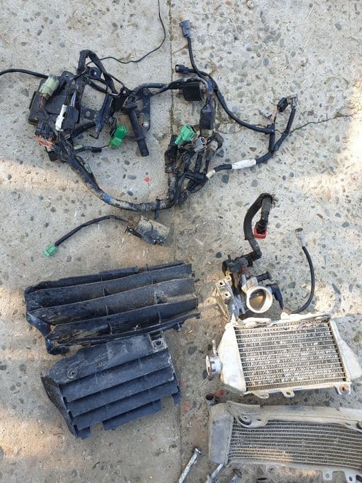 Sprzedam czesci kawasaki kxf 450