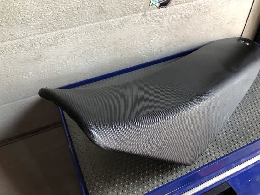 Fotel kanapa beta rr 50 track factory