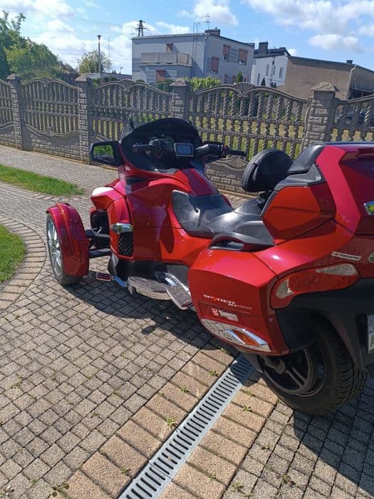 CAN-AM Spyder Bąbardier