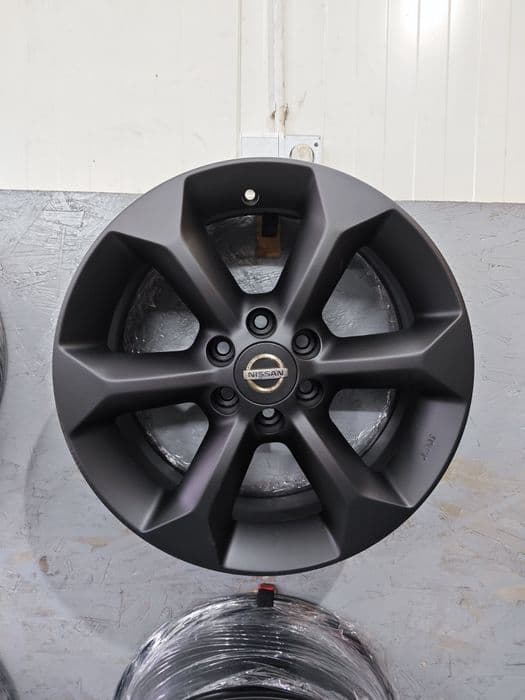 Felgi alu 6x114,3 17" Nissan Navara 7J ET30