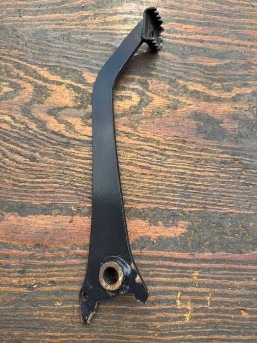 nozka dzwignia hamulca tyl tylna BRP can am can-am outlander renegade