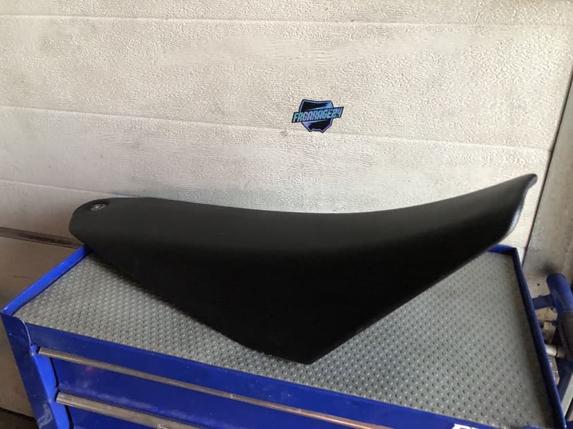 Fotel kanapa beta rr 50 track factory