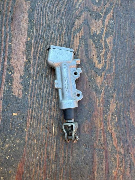 nissin pompa tyl hamulca hamulcowa kawasaki kxf klx 250 / 450 r 10-23