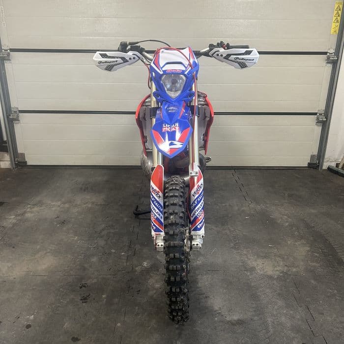 BETA RR 300 Enduro/Cross