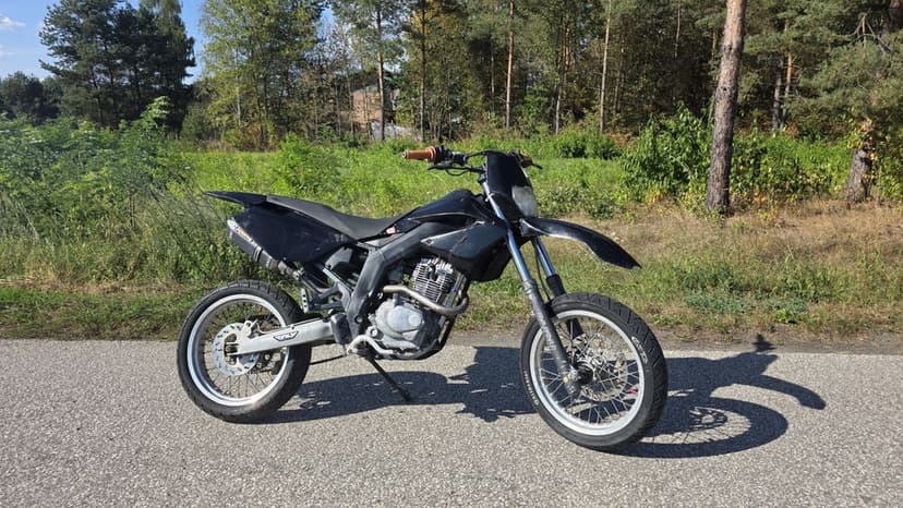 Derbi sonda 125 motocykl sprawny supermoto rieju aprilia dostawa