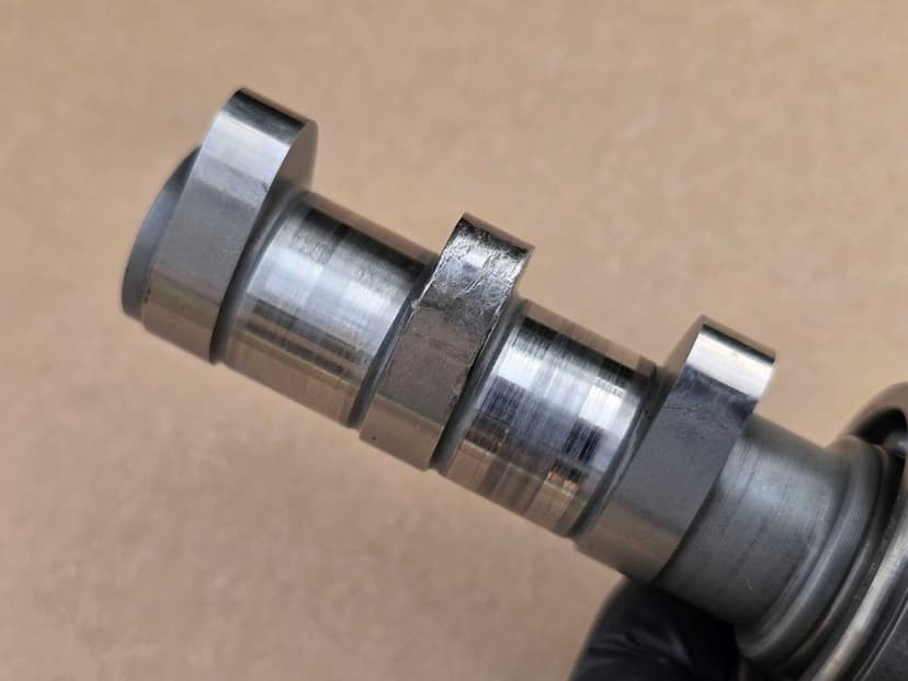 Ssący wałek rozrządu Yamaha YZF WRF 400 / 426 r. 98-02 OEM