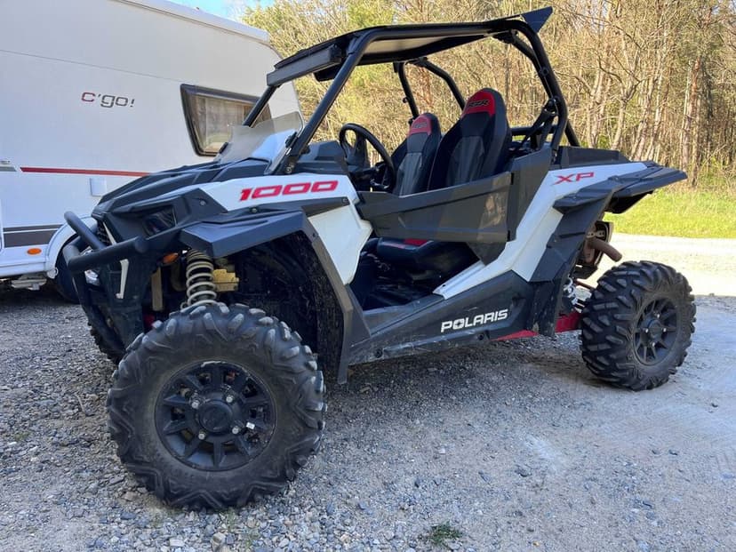 Polaris RZR 1000 XP + przyczepa najazdowa FVAT