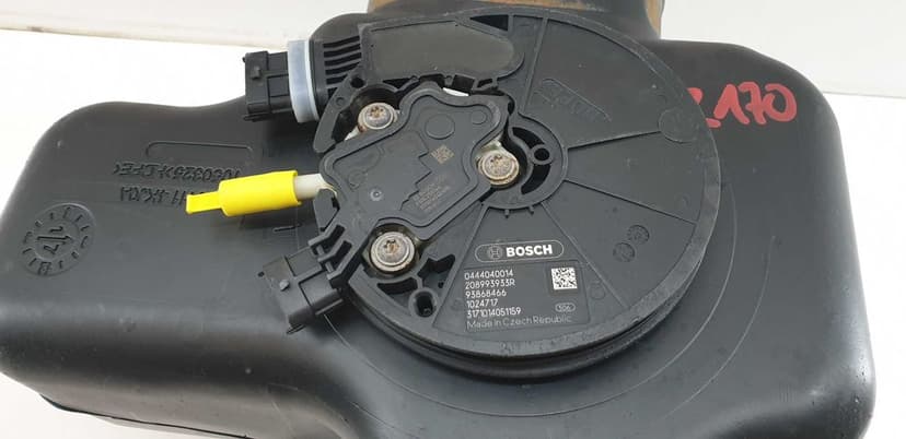 zbiornik pompa adblue nissan navara mp300 2.3 DCI 204114KJ0A