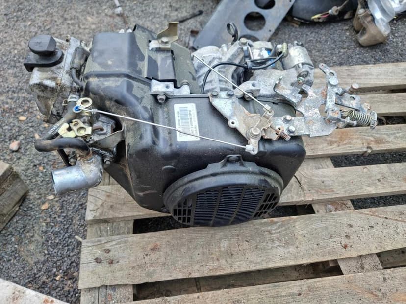 RAMA Kawasaki MULE PRIOR SX 610 KAF400 , 600 części Silnik Dyfer wał