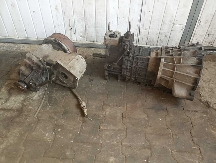 Skrzynia biegów Land Rover Discovery 89-98r Defender manualna reduktor i inne