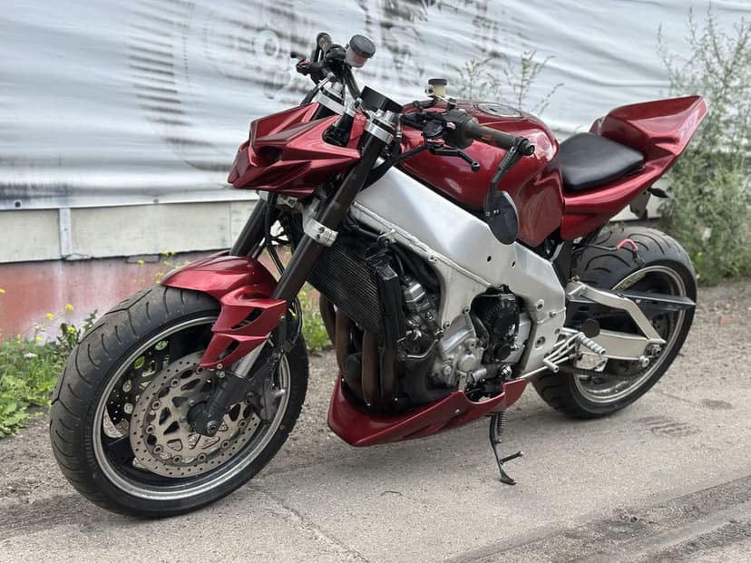 Yamaha YZF FZR 750  Street Fighter Nowe Opony Stunt