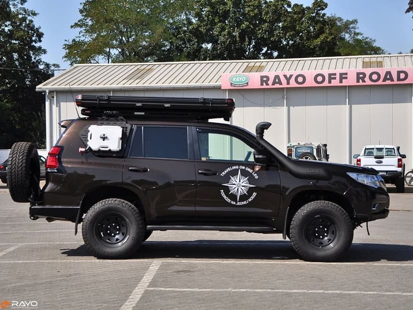 Toyota Land Cruiser 150 kompletny samochód wyprawowy