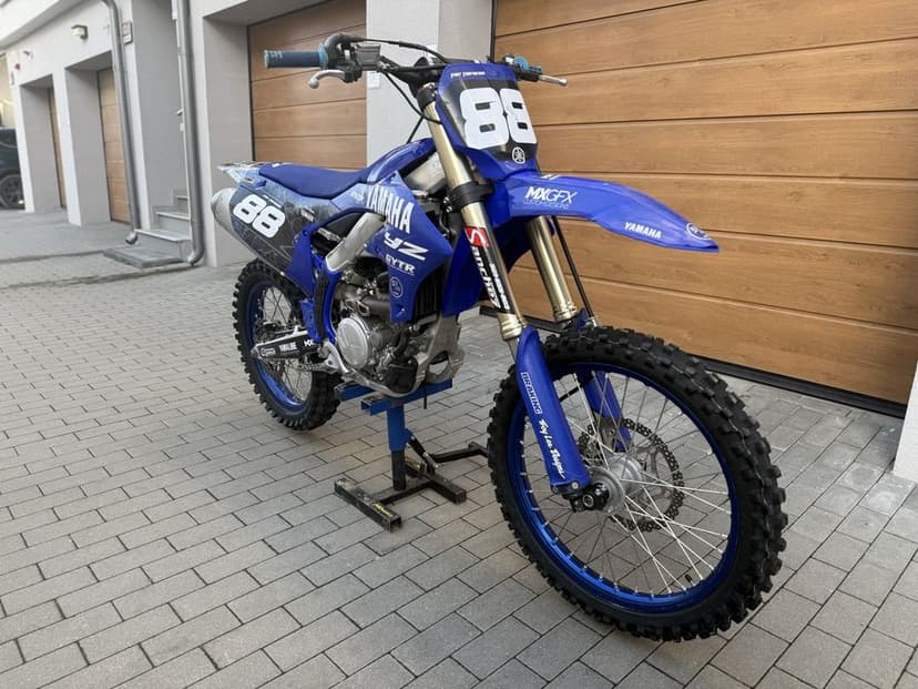 Yamaha YZ250F 2024 – stan idealny, kupiona nowa!