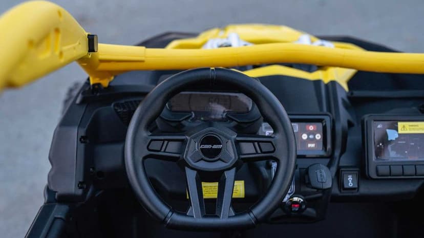 Duże dwuosobowe auto na akumulator CAN-AM MAVERICK 4x200W 24V pilot