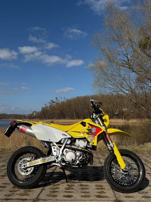 Suzuki DRZ 400 SM b. dobry stan