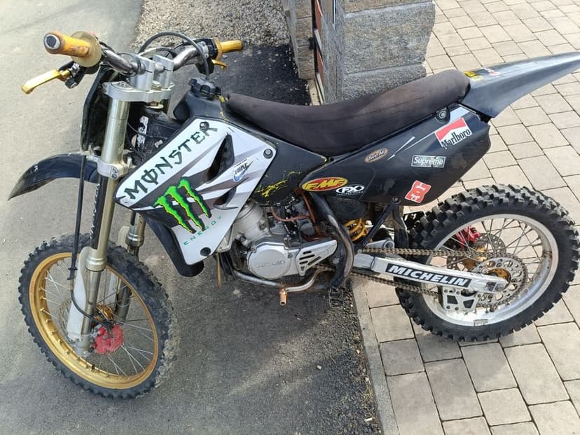 Sprzedam kawasaki kxf 450 Yamahę yzf 250 Suzuki Rm 85