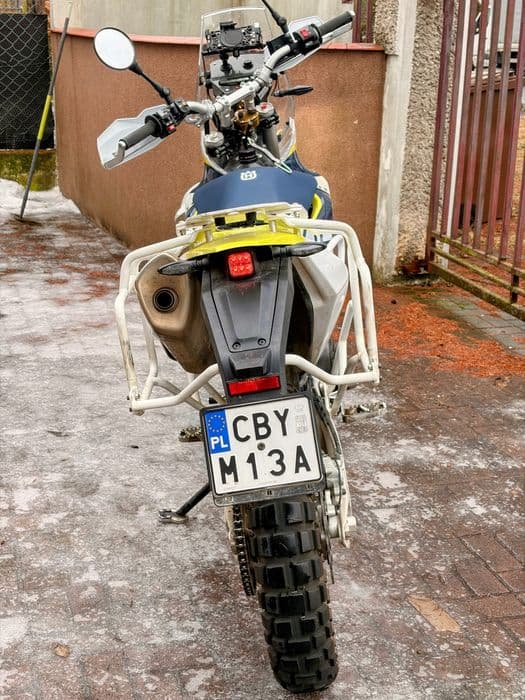 Husqvarna 701 Enduro 2023 • 4 900 km • FV • Doposażona