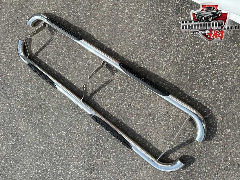 PROGI Stopnie Boczne Toyota Hilux STAL NIERDZEWNA Orurowanie