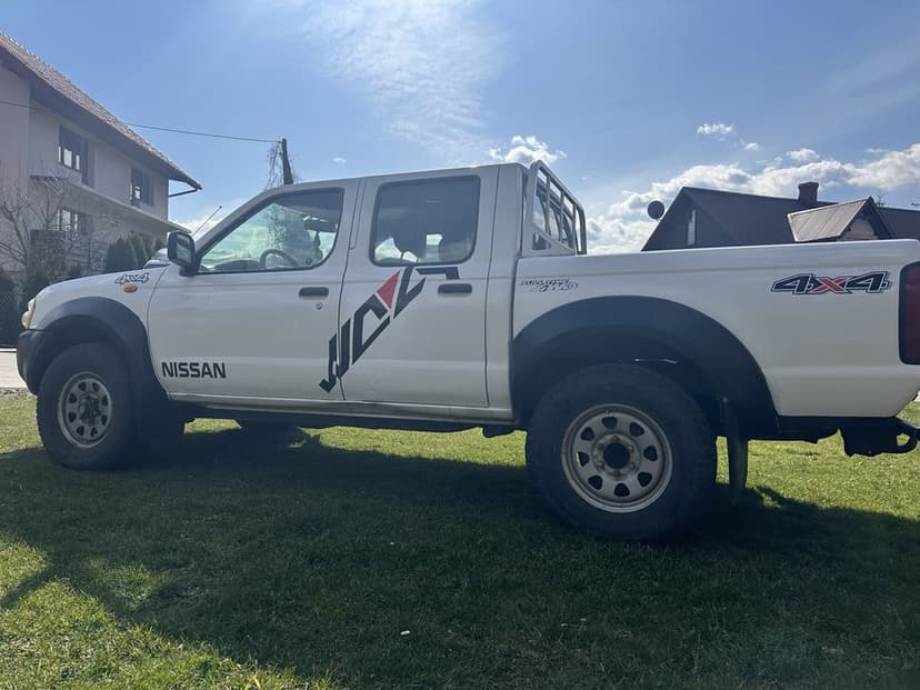 Zdrowy Nissan Navara 2.5 TDI 2007r 4x4 reduktor klimatyzacja