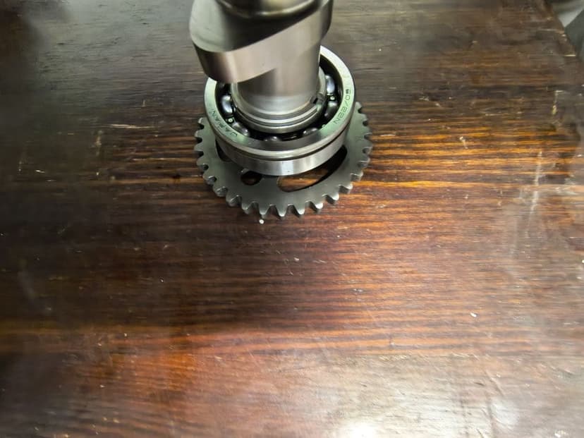 Nowy Wałek rozrządu ssący Kawasaki kx 250 f