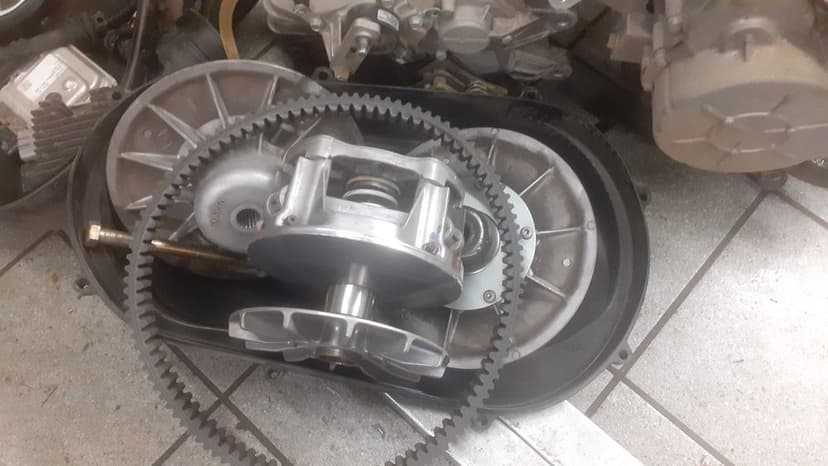 polaris ranger 900 silnik skrzynia dyfer wariato stator magneto wtrysk