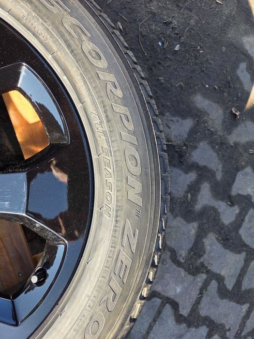 Koła Land Rover defender czarne