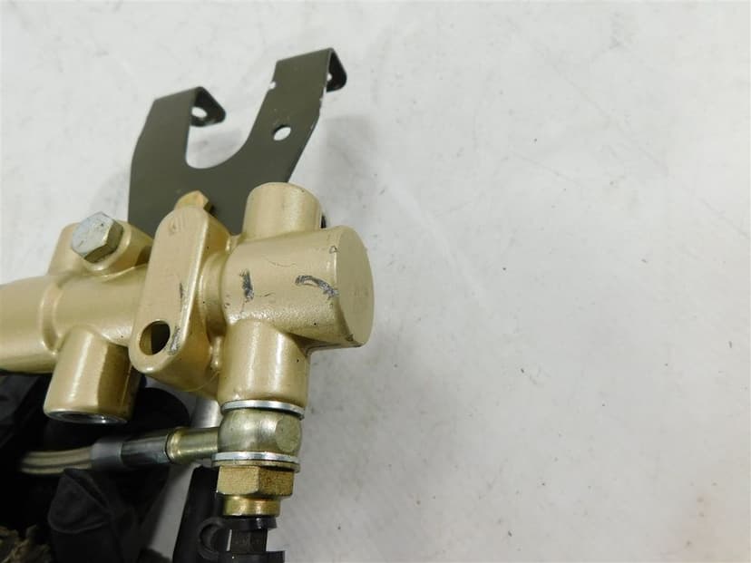 PRZEWÓD HAMULEC POLARIS SPORTSMAN 550 850 1000 XP ROZDZIELACZ 1911185