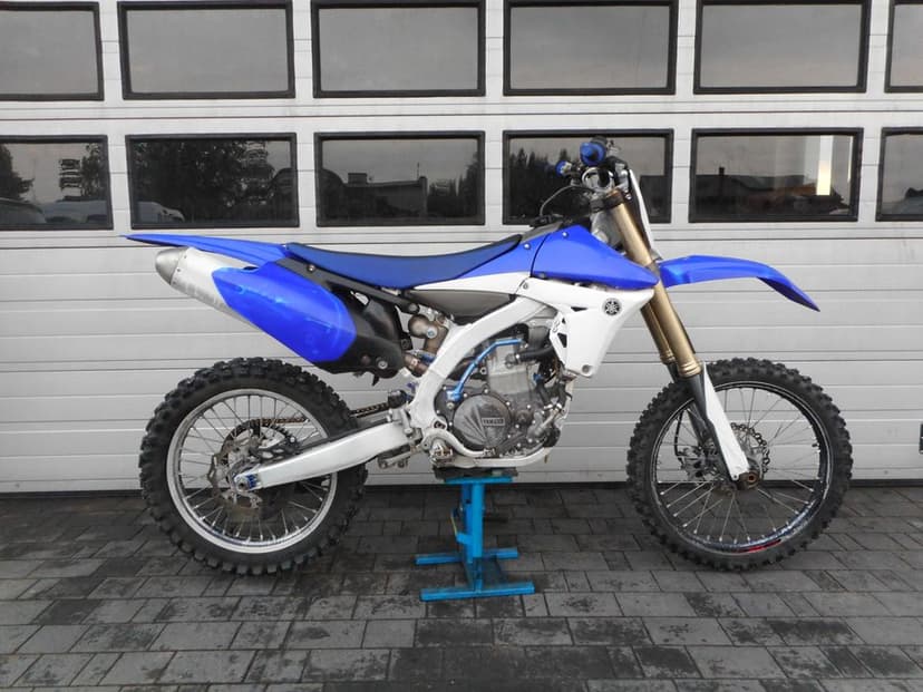 Yamaha YZ450F 2014 sprowadzona ładowanie