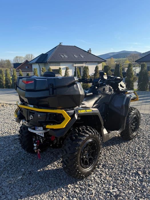 Can-am outlander
