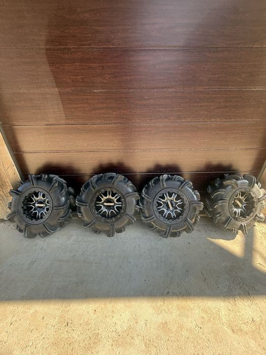 Felgi  (koła)  At 28 X 9.5 - 14 Yamaha grizzly Kawasaki brute force Can am