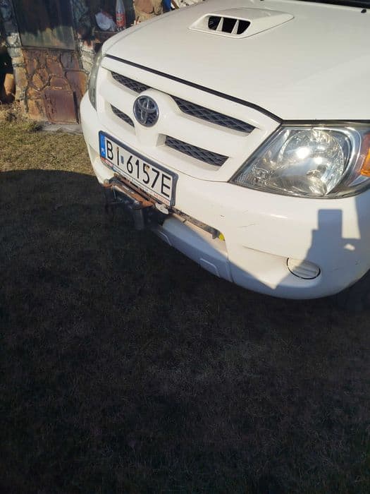 Toyota hilux 2.5 salon