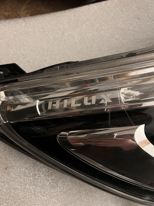 Toyota hilux VIII led reflektor lampa