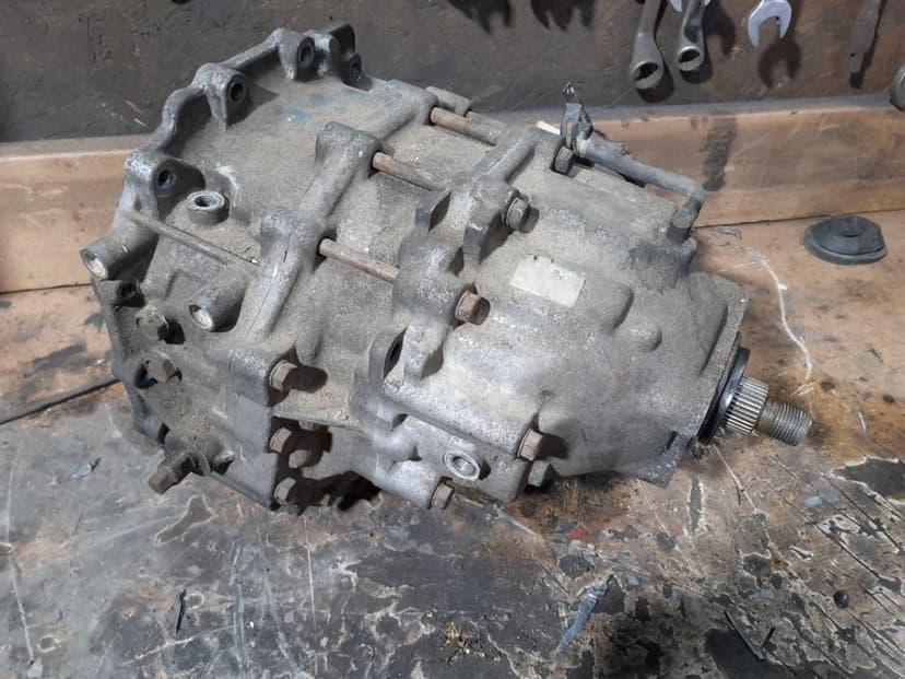 Uszkodzony Reduktor Nissan patrol gr y61 2,8