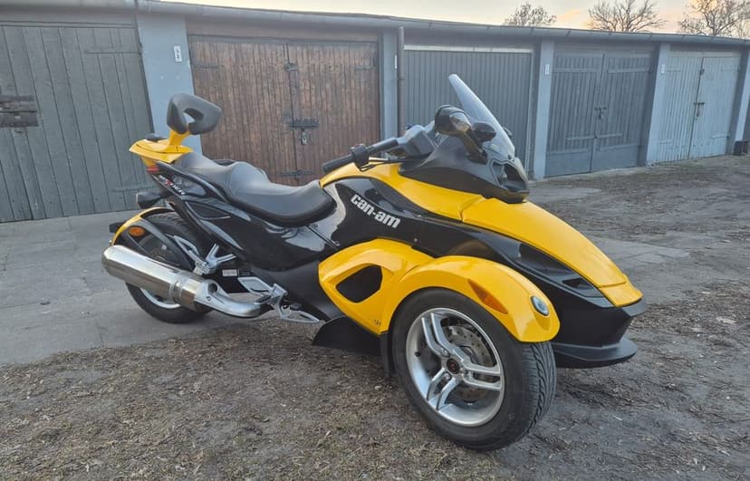 Can-am Spyder 990