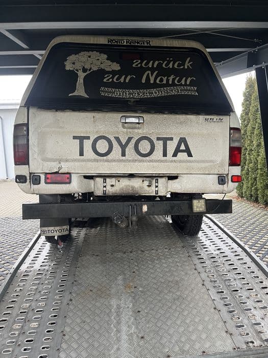 Toyota hilux 98-05 paka zabudowa komplet