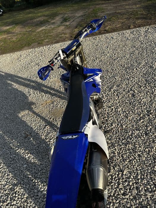 Sprzedam w pełni sprawny motocykl Yamaha YZ450f 2008r.