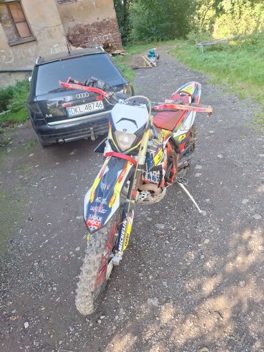 Sprzedam Beta RR 300 z  2017 rocznikowo 2018