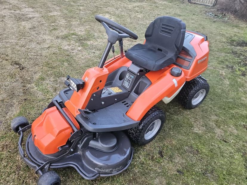 Traktorek kosiarka Husqvarna Rider R216 AWD/4x4/2018r