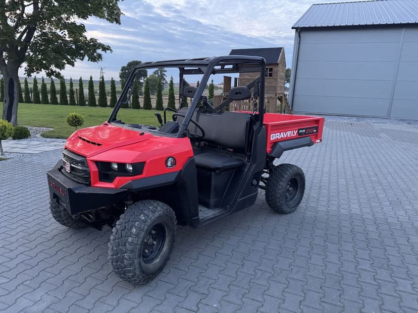 Polaris ranger gravley 1000 4x4 can am
