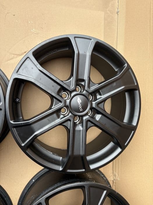 6x114,3 NISSAN NAVARA 8Jx18 ET45 66,1 felgi aluminiowe Pathfinder czujniki TPMS