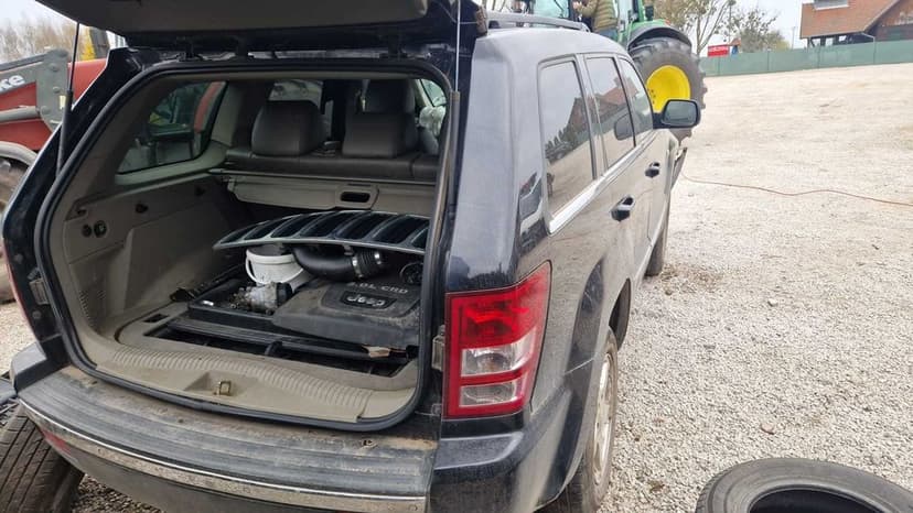 Jeep Grand Cherokee -  ( DAWCA )  3.0 CRD 2006r