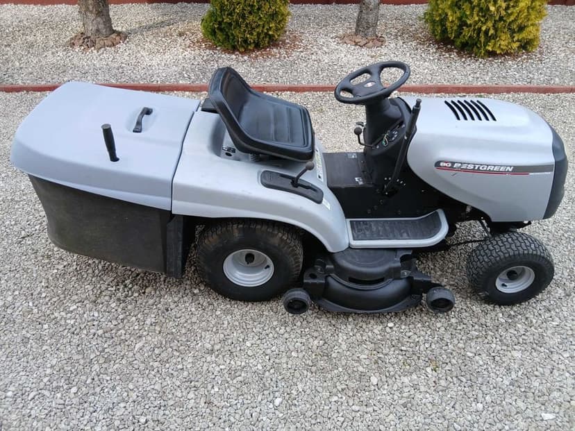 Traktorek  Kosiarka  Husqvarna  Briggs &  Stratton  15,5KM.  manual.W ofercie inne marki.