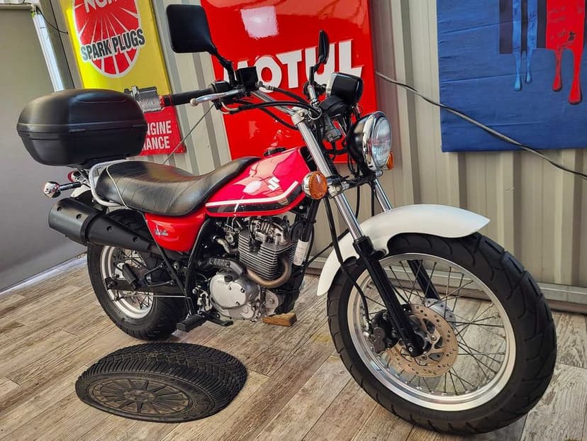 Suzuki Van Van wtrysk doskonały stan z Niemiec RATY