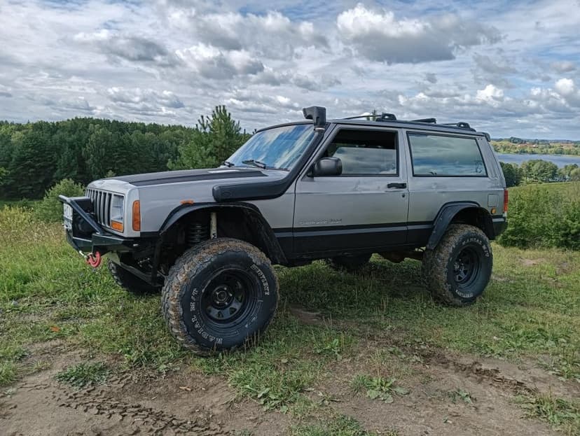 Jeep Cherokee XJ 4.0 + lpg Offroad